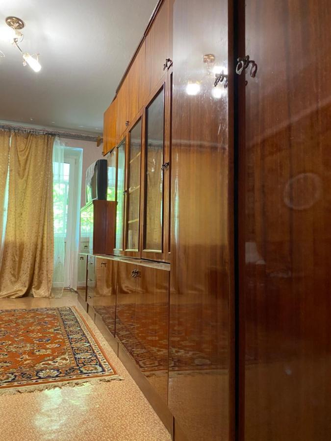 В Самом Центре Myrhorod Εξωτερικό φωτογραφία